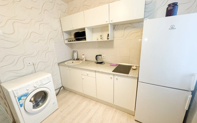 S zaseleniem 24/7 luchshiy servis posutochno 50 Flat