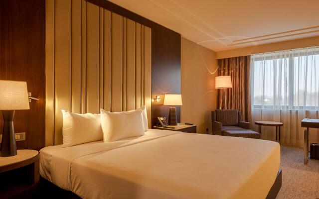 Azimut Grand Tashkent Hotel