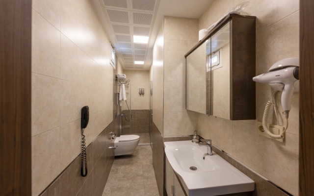 Отель Comfort Suites