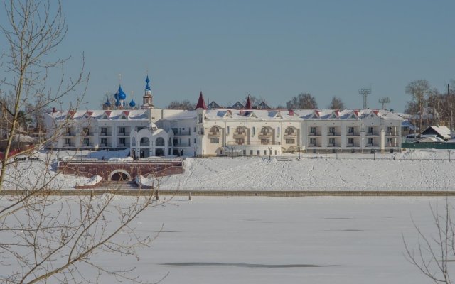 AZIMUT Hotel Uglich