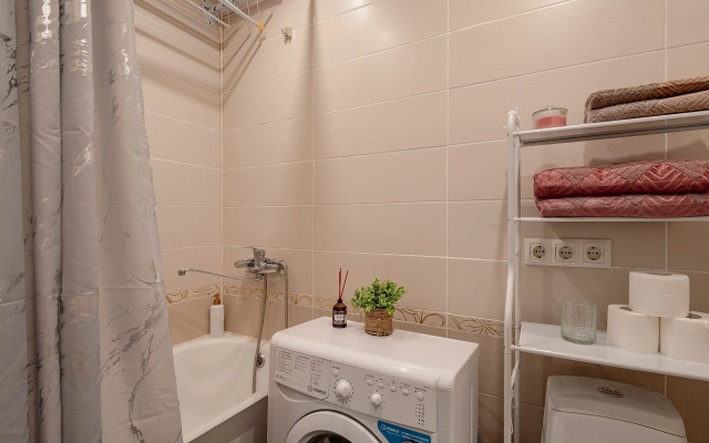Uyutnaya Studiya U Botanicheskogo Sada Apartments