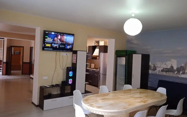 On Chapaevskaya 83 Guest House