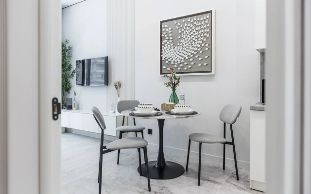 Апартаменты ADT Meridian White Marble