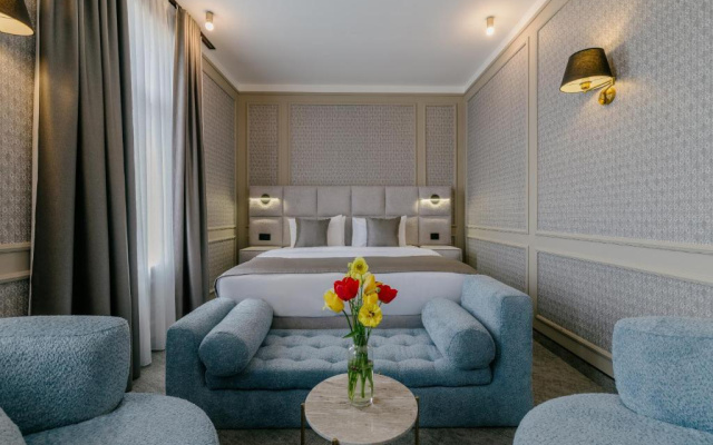 King Gorgasali Hotel
