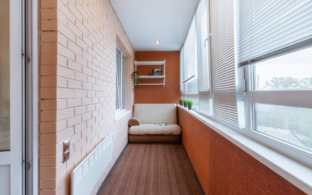 Ant apart relax Flat