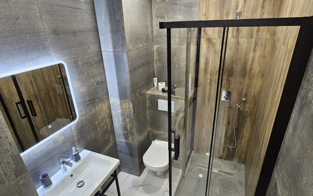 Yevrodvushka Na Ulitse Polkovnika Fesyuna 20 Flat