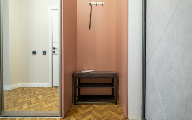 Flat s Vidom na Rossiyskiy Prospekt