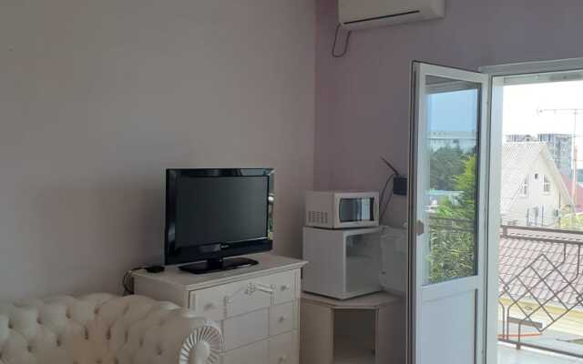 Gostevoy Dom na Tsitrusovoy