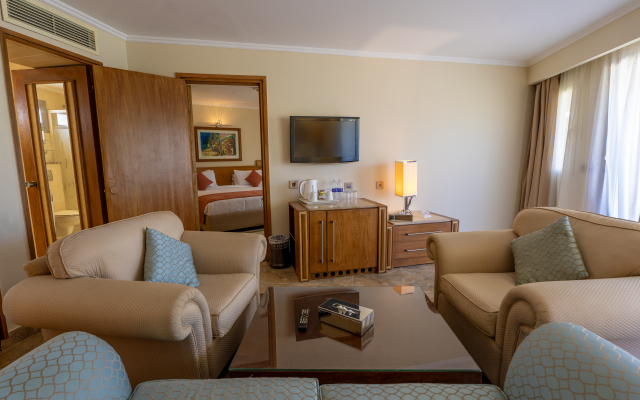 Jolie Ville Hotel & Spa Kings Island Luxor