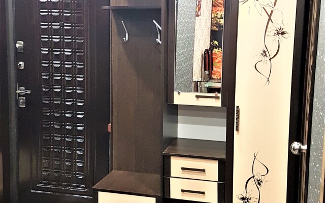 Апартаменты на Енисейской 2-х комнатные