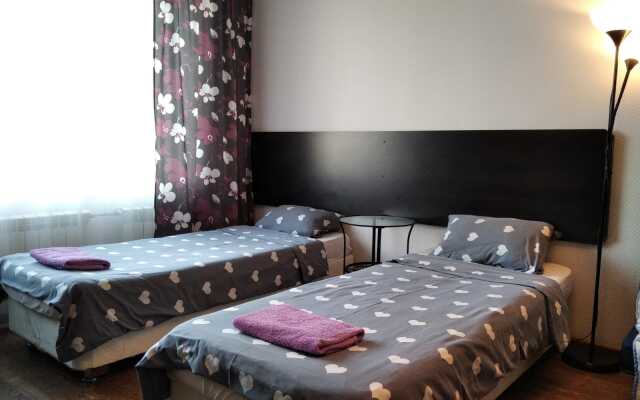 Parizh Na Shkolnoy Apartments