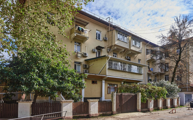 Studiya Solntsa V Tsentre Flat