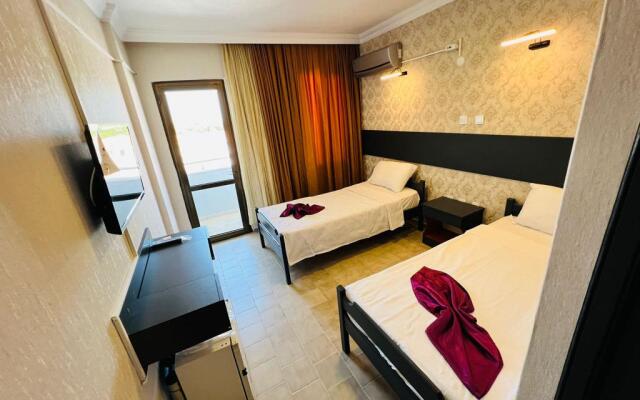 Blue Golden Sea Hotel