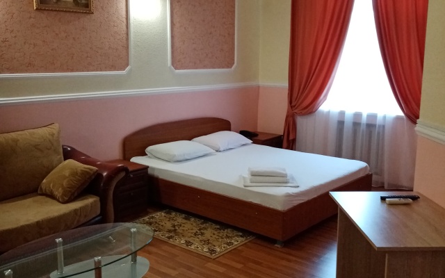 Molodezhnaya Guest House