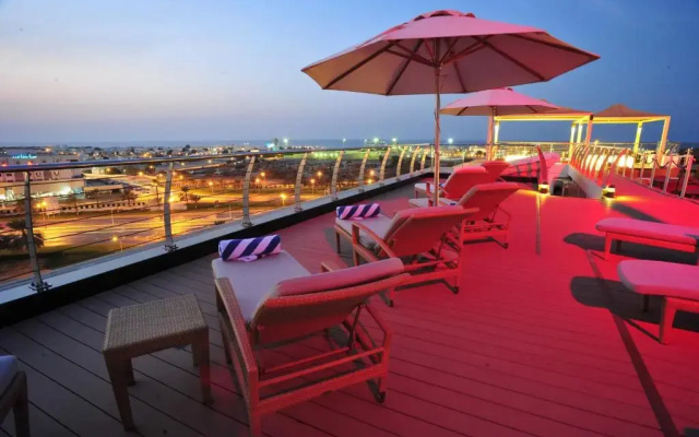 Отель Golden Tulip Muscat