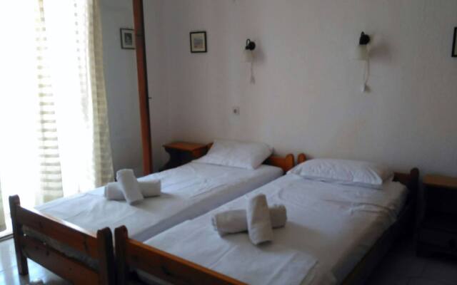 Prosforio Apart-Hotel
