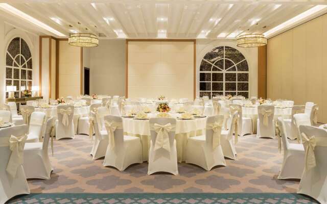Al Habtoor Polo Resort