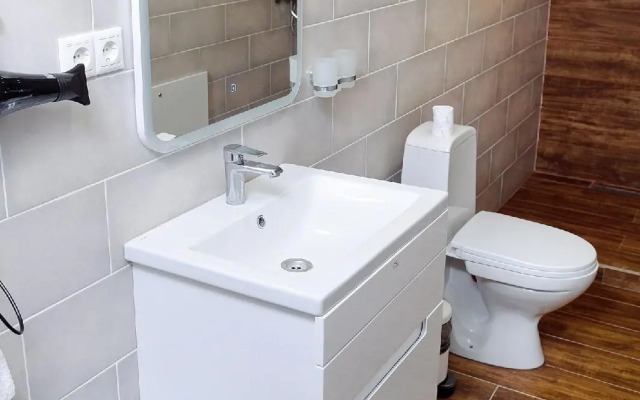 Отель Людмила