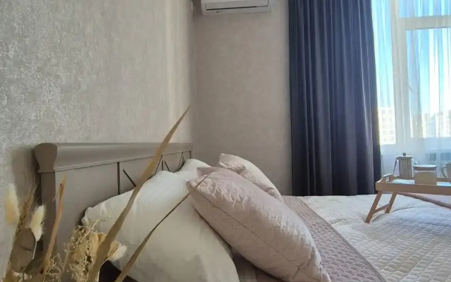 Loft Etazhi Apartment