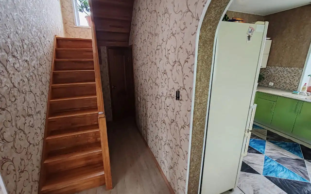 Частный дом г.Владивосток, ул.Джамбула, д.5 до 12 гостей