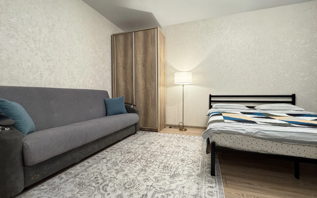 Апартаменты Квартира у метро Грушевка