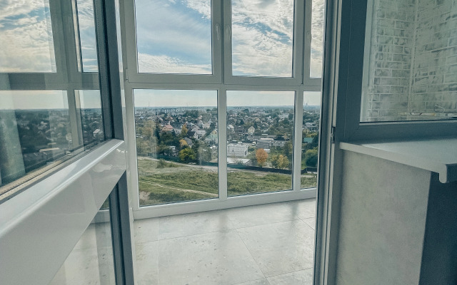 Sovremennaya S Paryaschey Krovatyyu Flat