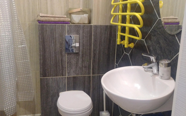 Odnokomnatnaya na Frunze 71 Flat