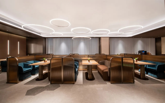 Crystal Orange Beijing Fengtai Baicheng Railway Station Headquarters Base Hotel – Business – Beijing