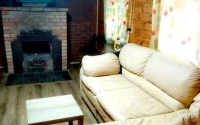 Moroshka Khaus Guest House
