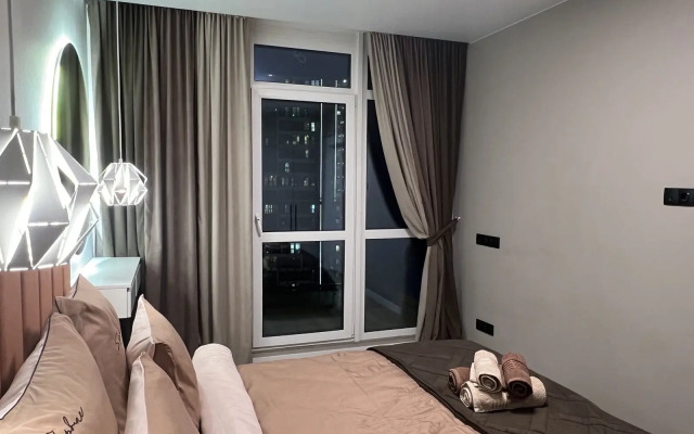 Eksklyuzivnye na Sutki Apartment