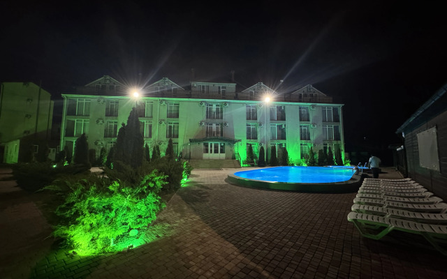 Bereg Yamala Hotel