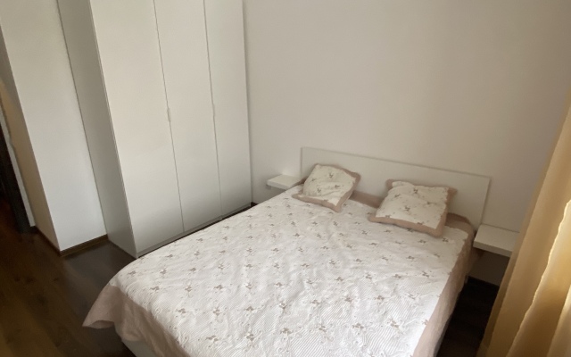 Na Torfyanoy Doroge 13 Flat