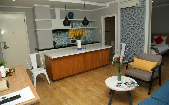 Kaka  Hotel