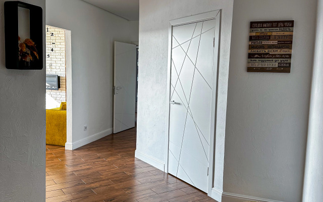 Апартаменты GEOMETRY - Просторная квартира с панорамным видом на реку в центре