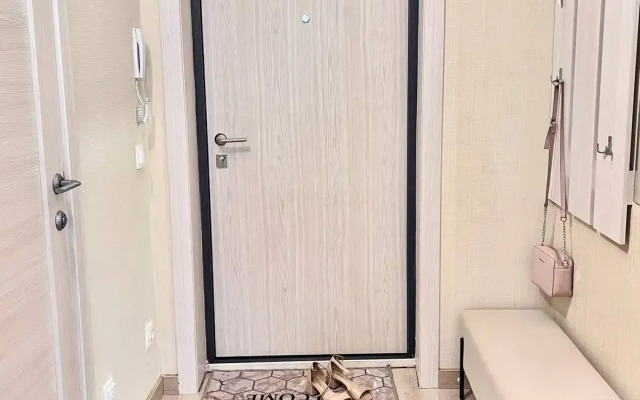 Uyutnaya Yevrodvushka Na Shmidta Flat