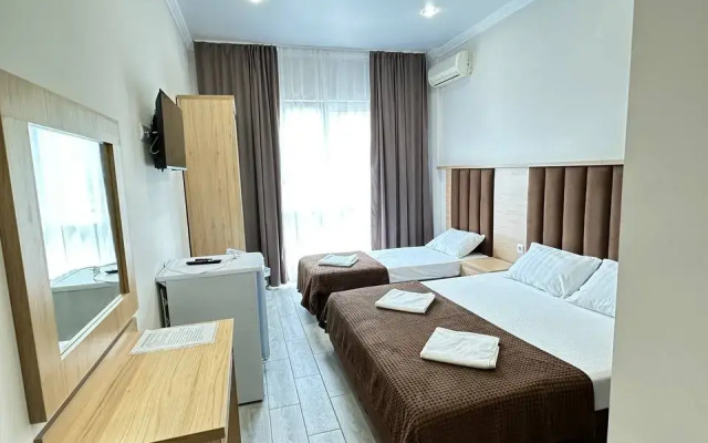 Отель Кристалл