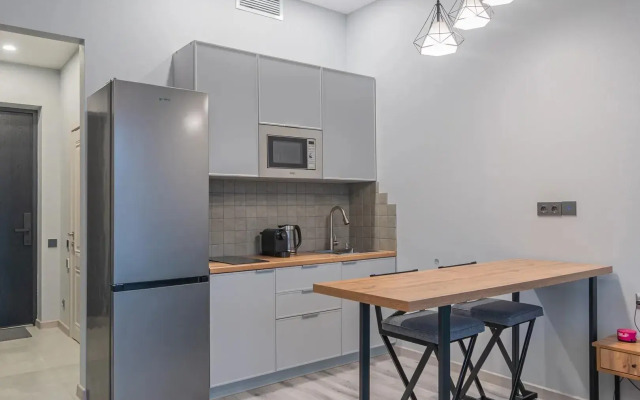 Studiya Na Naberezhnoy Makarova, 58 Flat