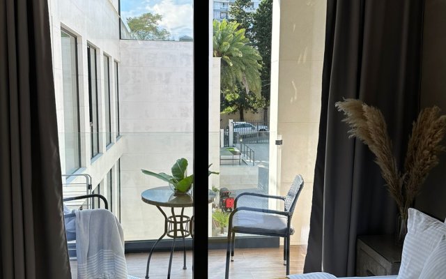 Zolotoy Treugolnik Sochi Premium Apartments