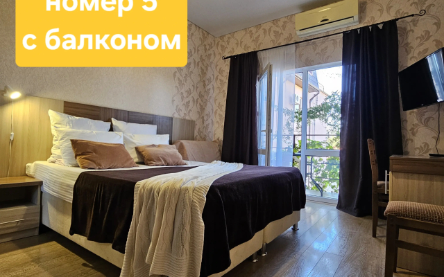 Меблированные Комнаты на Красной 21