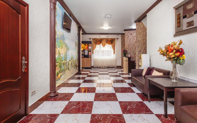 U Oksany Guest House