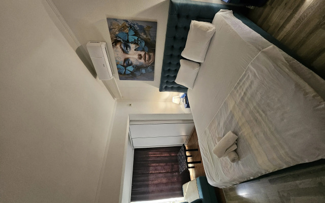 Lake Side City Center Apartments