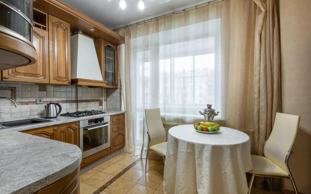 Апартаменты БонАпарт 2-х комнатные с джакузи на Студенческой 42