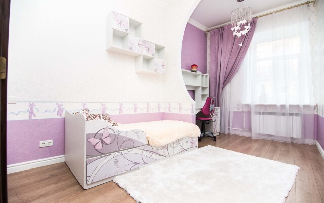 Апартаменты Тихая квартира у Аничкова моста