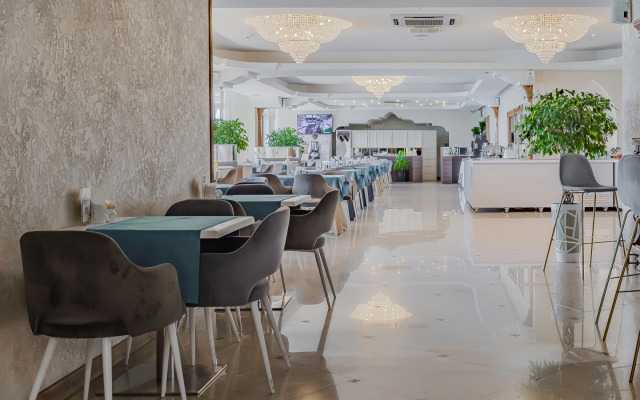 Отель Серенити Премиум