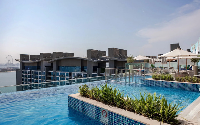 Seven Palm NH Collection Palm View Apartments