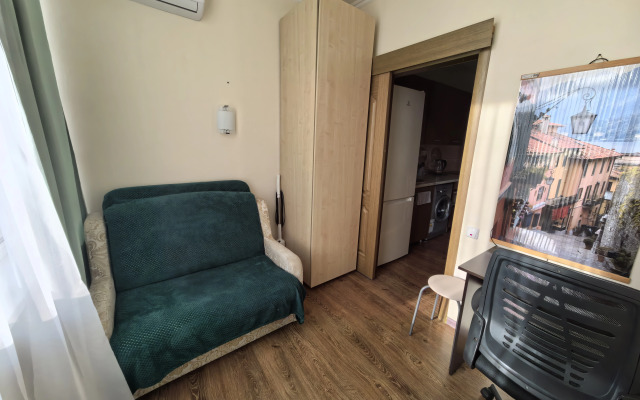 Trekhkomnatnye Apartments