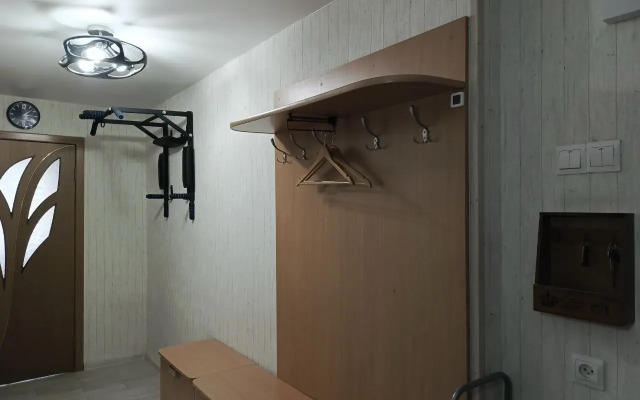 Sovremennaya Trekhkomnatnaya V Tsentre Yaroslavlya! Flat