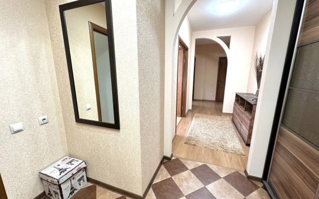 Квартира Просторная 2-к квартира