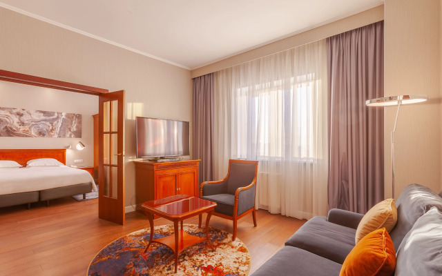 Realliance Samara Hotel (Ex Renaissance Samara)