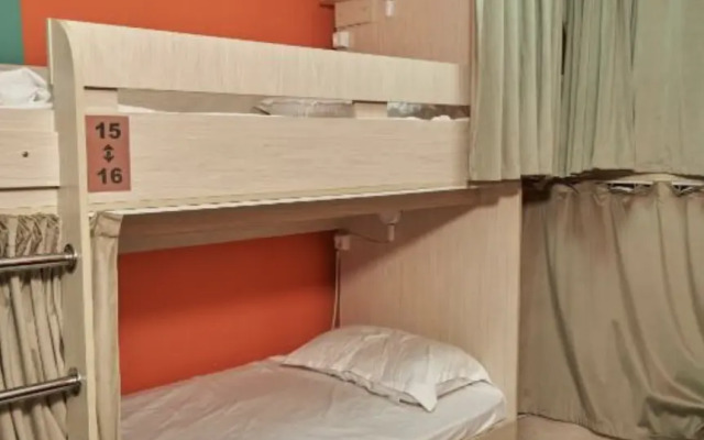 Day to Day Hostel